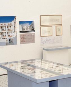 Salle d'exposition sur l'architecture de Roland Simounet.